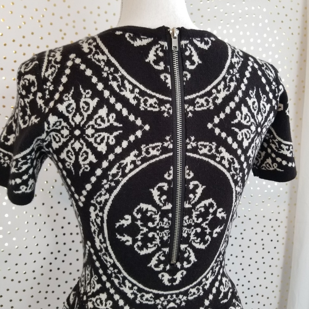 Romeo+Juliet Couture |  Intarsia Knit Dress - Picture 5 of 8